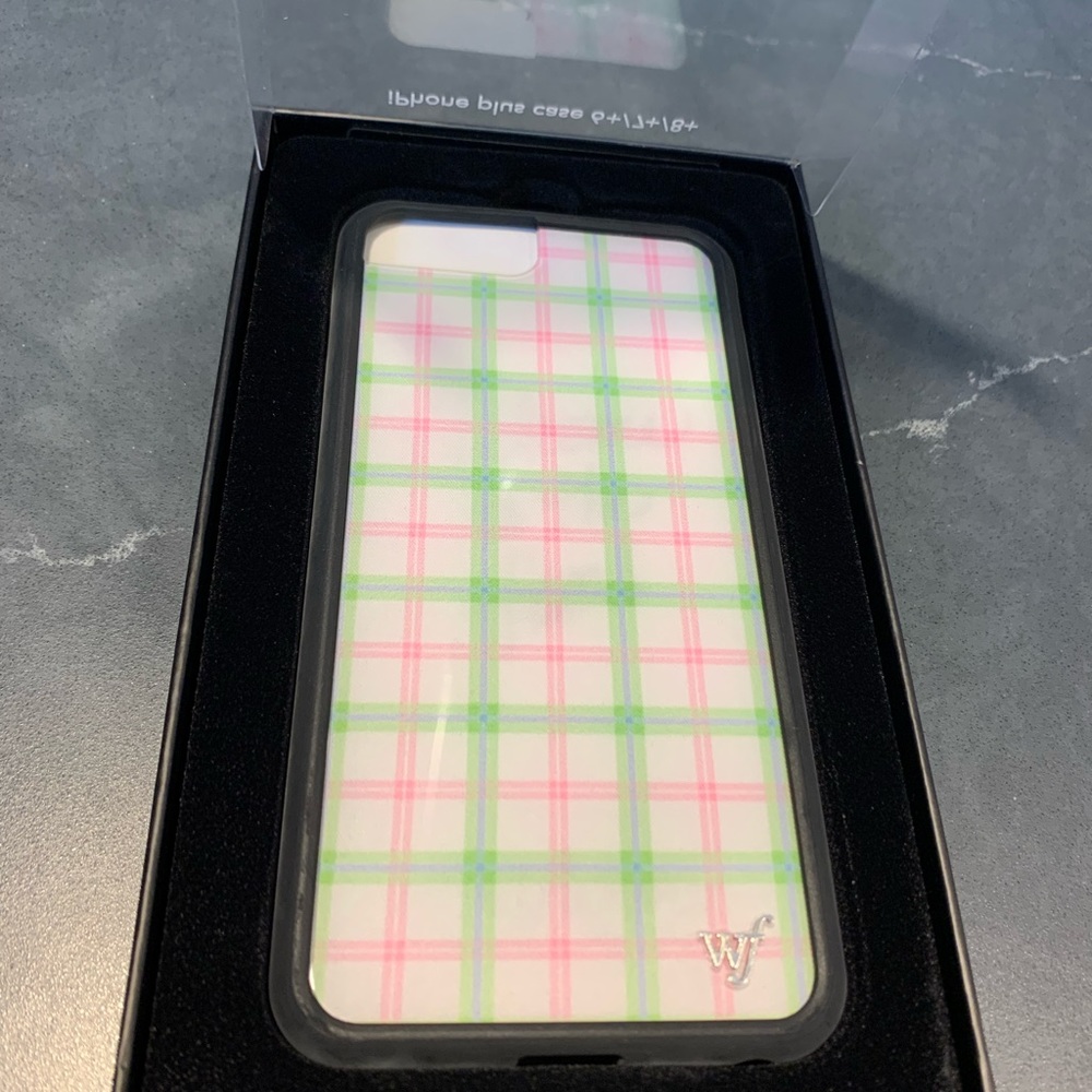 Wildflower Case for IPhone 6/7/8+, pastel plaid, new in box!